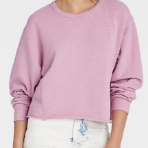 Tops - Universal Threads Purple Sweatshirt